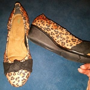 Sage + Simple women's brown Pump shoes